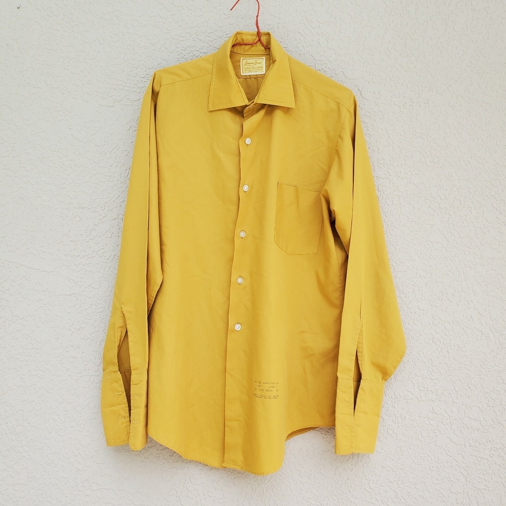Van Heusen Vintage 60s Medium Hampshire House Yellow Button Up Dress Shirt